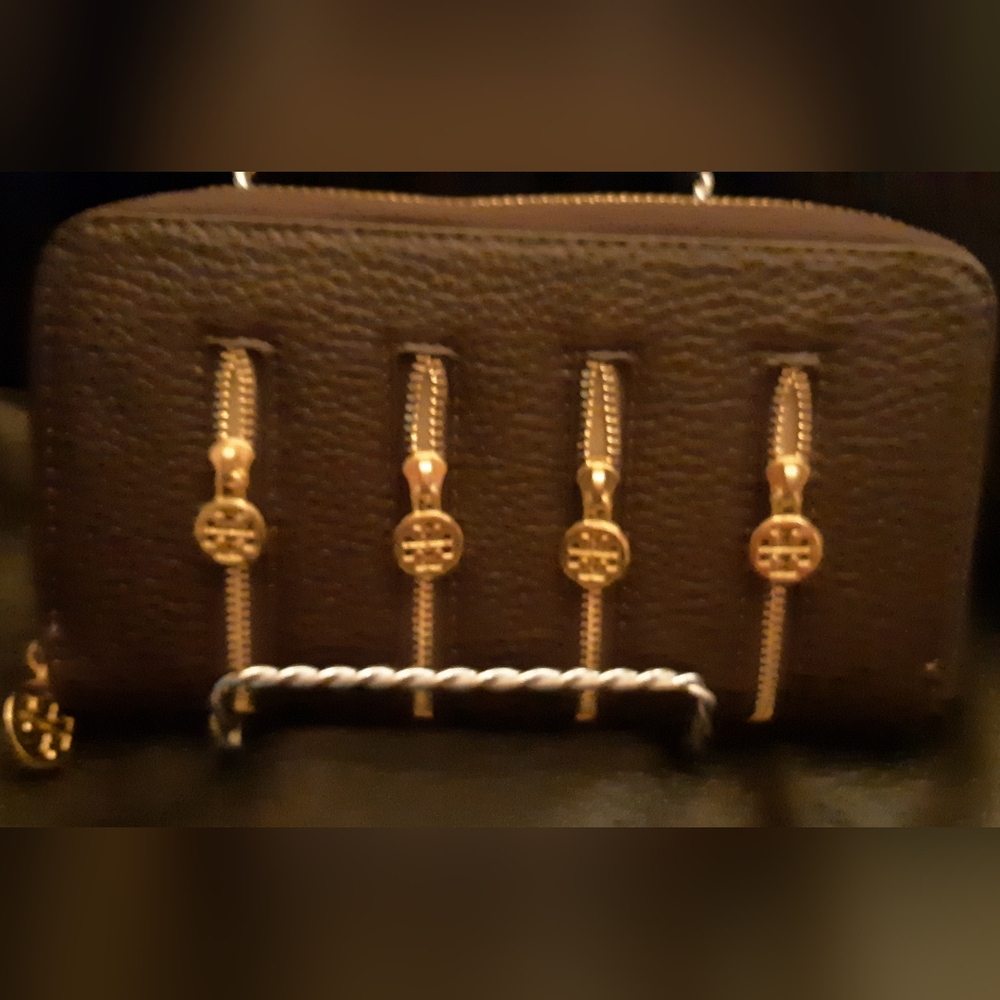 5/$25.00 New Fashion Inspired Elegant Brown Wallet with Gold Zipper Accents